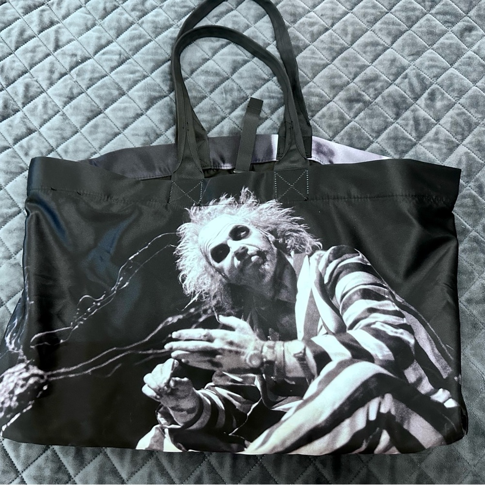 Beetlejuice Official Large Tote SOLD OUT - Picture 3 of 6